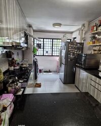 ang-mo-kio-avenue-10 photo thumbnail #1